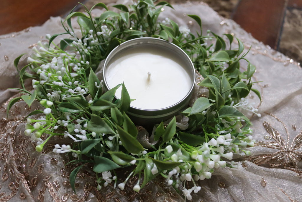 Fresh Linen Soy Wax Scented 8oz Candle Silver or Gold Travel Tin