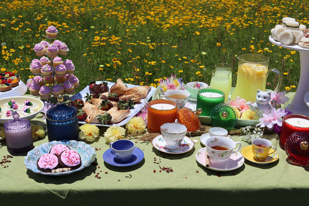 Soy Candle 24oz in Blue Diamond Glass Jar