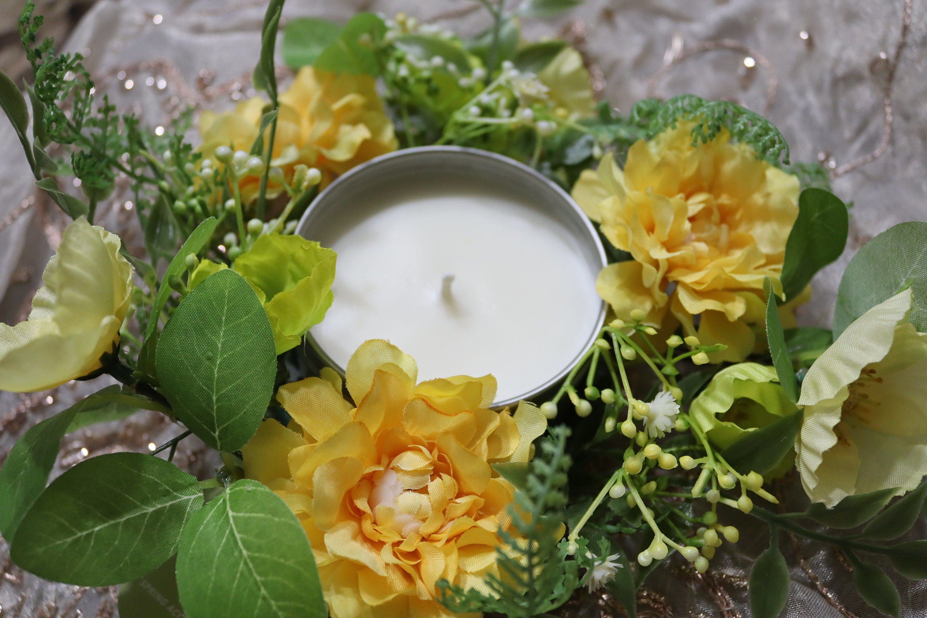 Amber Noir Soy Wax Scented 8oz Candle Silver or Gold Travel Tin