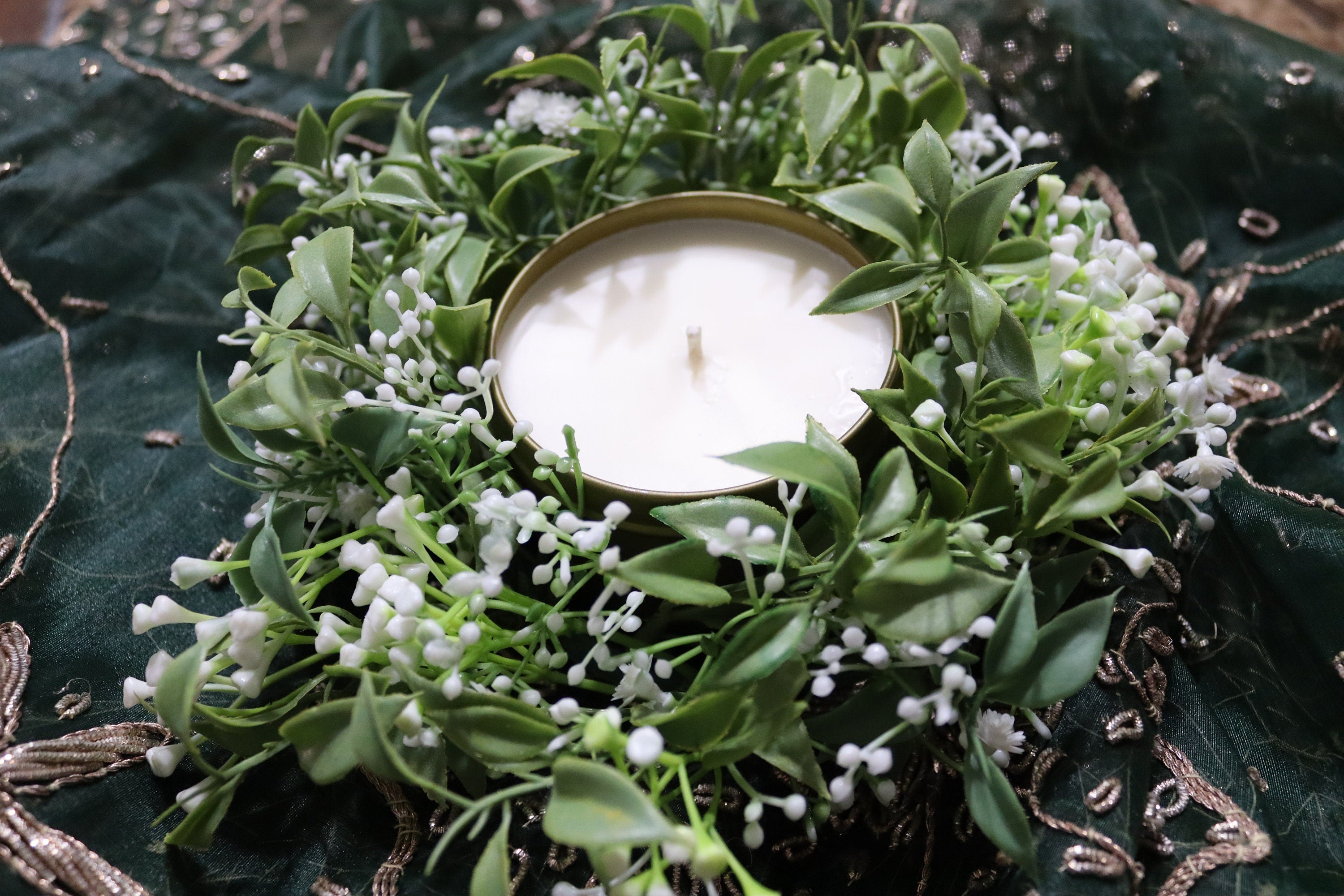 Smoked Vanilla Soy Wax Scented 8oz Candle Silver or Gold Travel Tin