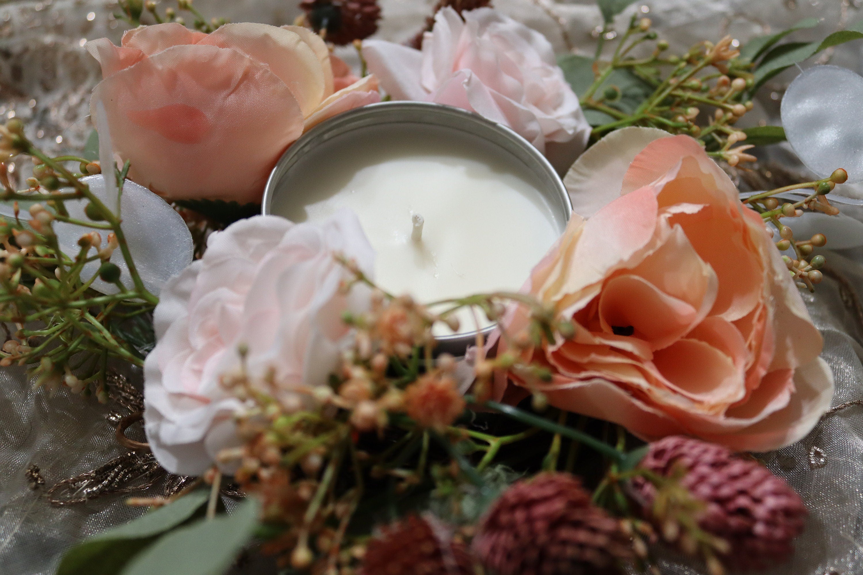 Tobacco and Bayleaf Soy Wax Scented 8oz Candle Silver or Gold Travel Tin