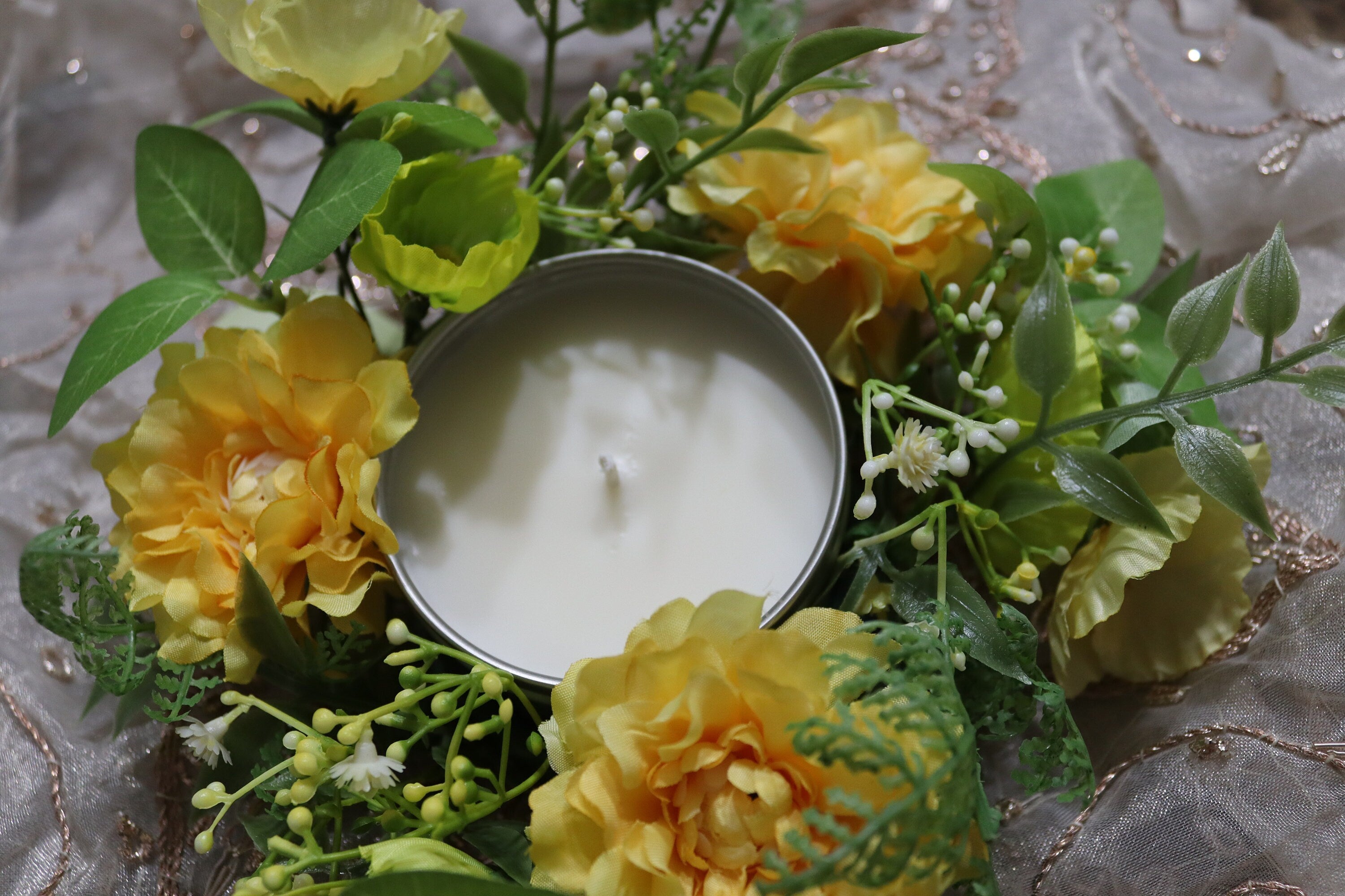 Peach Nectar Soy Wax Scented 8oz Candle Silver or Gold Travel Tin